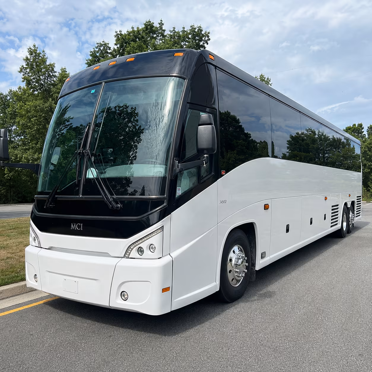 long distance bus trips from albany to boston and new england